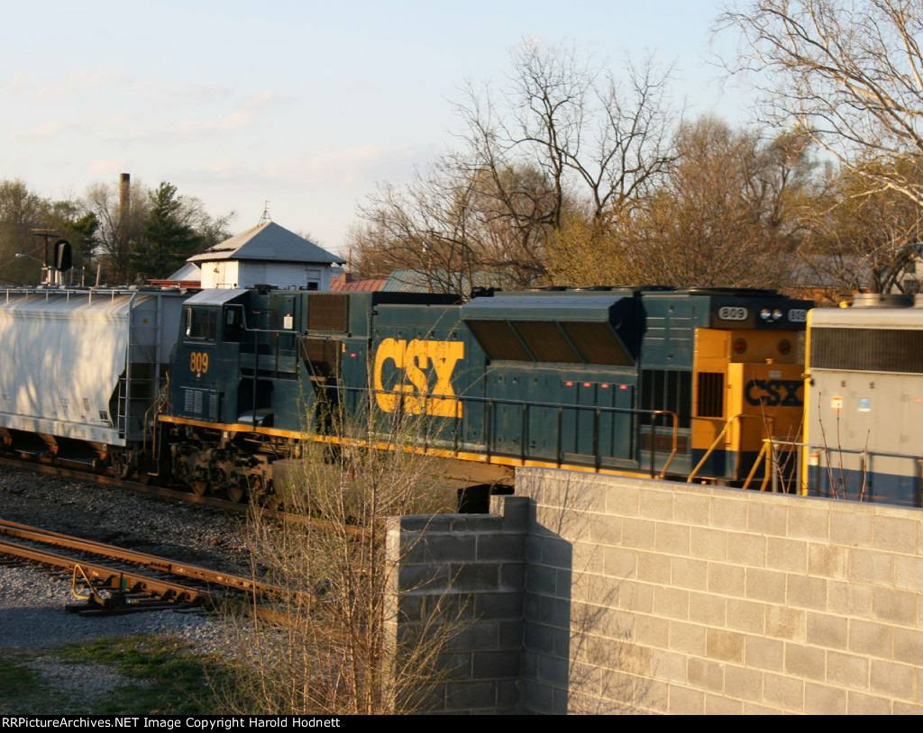 CSX 809